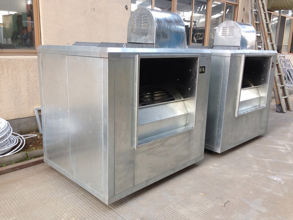 �R��ɽؓ���L�C����